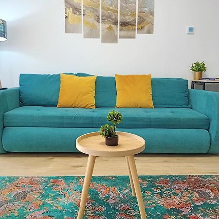 Sunshine - New & Quiet 1Br Apt, Business Area, Close To Airport, Highway A3, Subway Bucureşti Eksteriør bilde