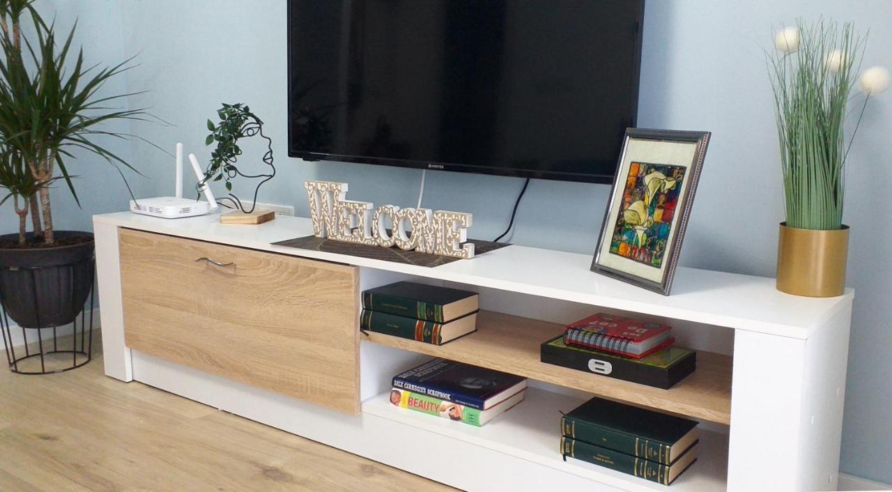 Sunshine - New & Quiet 1Br Apt, Business Area, Close To Airport, Highway A3, Subway Bucureşti Eksteriør bilde